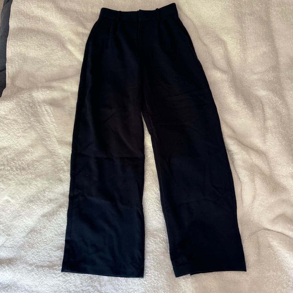 Wide leg trousers